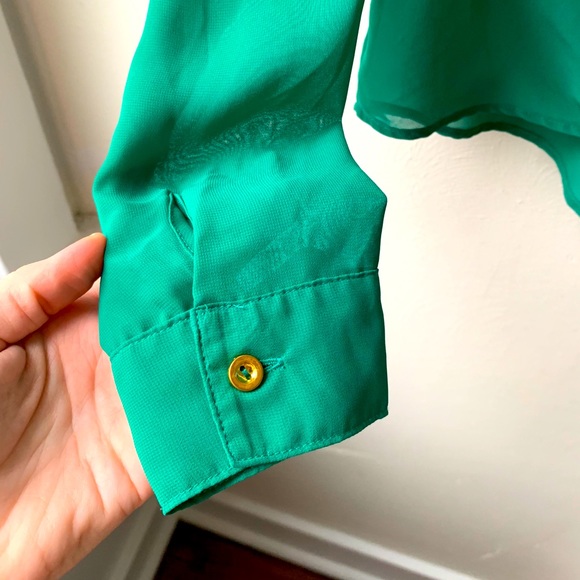 Papaya Sheer Kelly Green Blouse - Picture 5 of 8